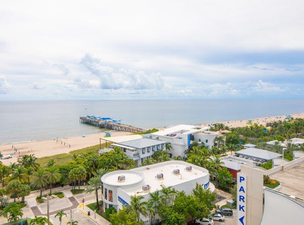 305 N Pompano Beach Boulevard, Pompano Beach, FL 33062