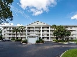 1713 Whitehall Dr, Davie, FL 33324