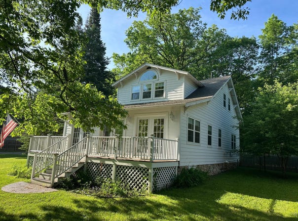 209 Park Avenue W, Hackensack, MN 56452
