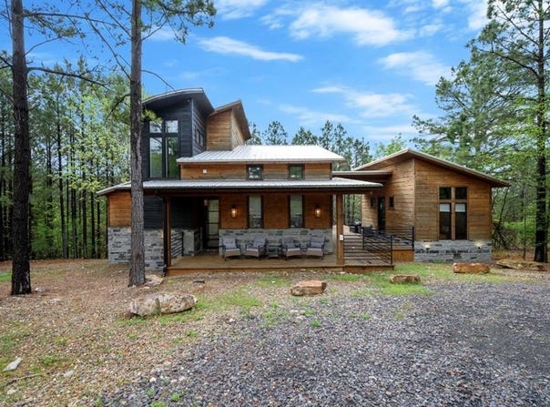 784 N LUKFATA FORK Trail, Broken Bow, OK 74728