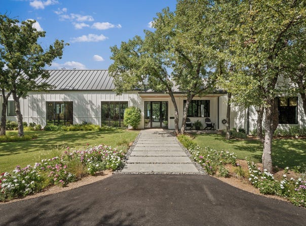 111 Fawn Trail Circle, Graham, TX 76450