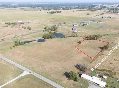 10 W 470 Road, Pryor, OK 74361