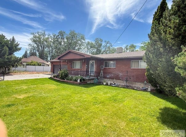 531 Lansing, Blackfoot, ID 83221