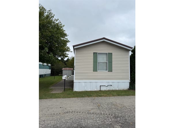 2313 ROLLAHOME Drive, Erie, PA 16506
