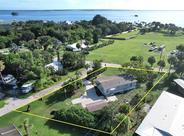 12995 Old Dixie Highway, Sebastian, FL 32958