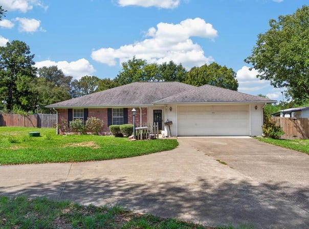 133 Sawmill Lane, Lufkin, TX 75904