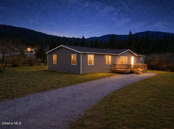 132 Finlay Loop, Kingston, ID 83839