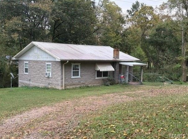 4910 W Highway, Poplar Bluff, MO 63901