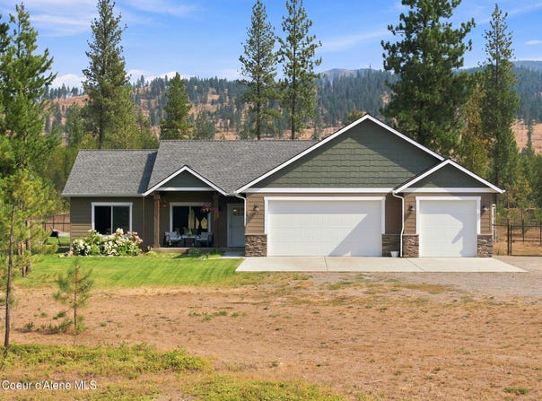 29 BUMPY Way, Blanchard, ID 83804