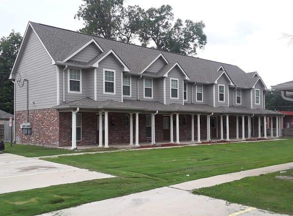 2004 Pecan Street, Commerce, TX 75428
