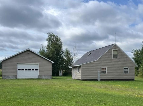 3860 E 18 Mile Rd, Pickford, MI 49774