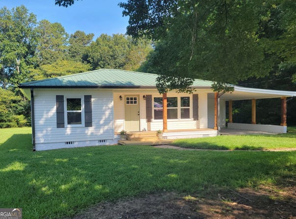 1477 S 100 Highway, Bowdon, GA 30108