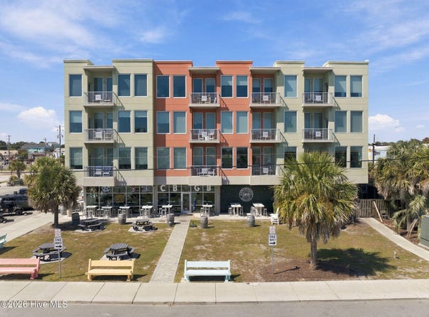 102 Cape Fear Boulevard, Carolina Beach, NC 28428