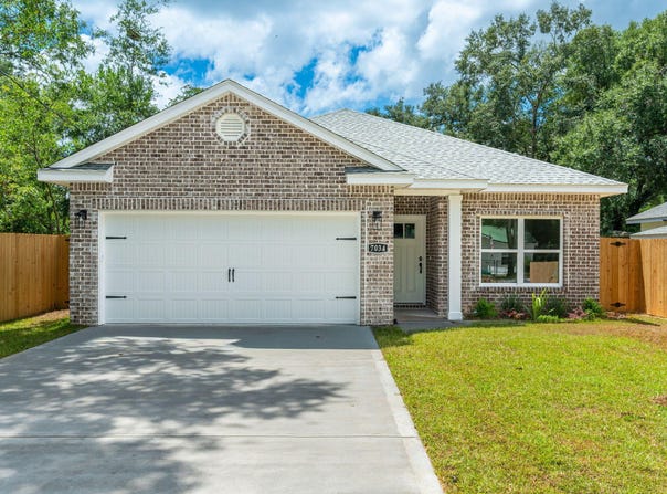 703A Brock Avenue, Crestview, FL 32539