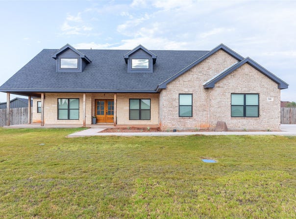 208 Ridge Road, Tuscola, TX 79562