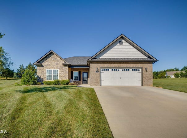 65 Clear Mountain Trail, Greeneville, TN 37745