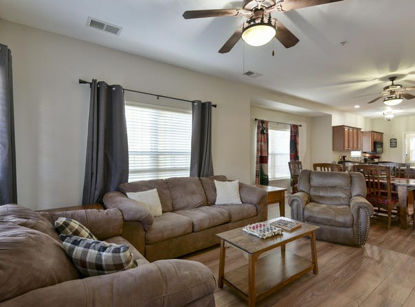 9 Bermuda Drive, Branson West, MO 65737