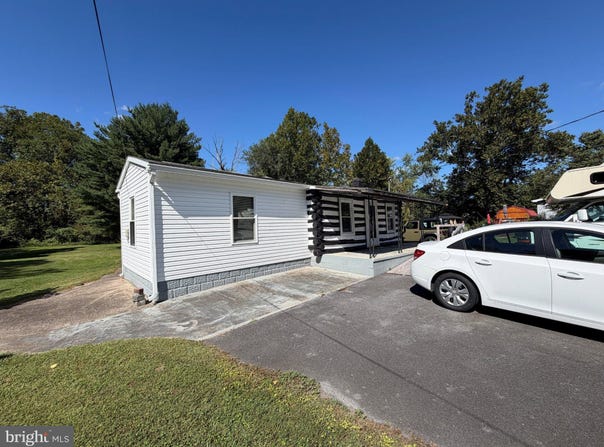 4093 SYCAMORE GROVE Road, CHAMBERSBURG, PA 17202