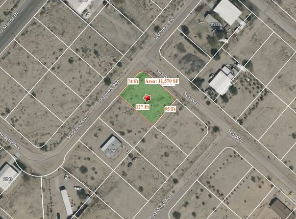 2572 Sea View Ave, Thermal, CA 92274