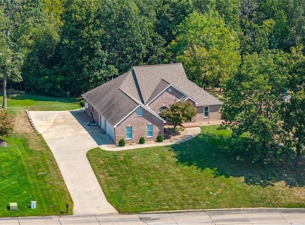 1110 Trailridge Drive, Jackson, MO 63755