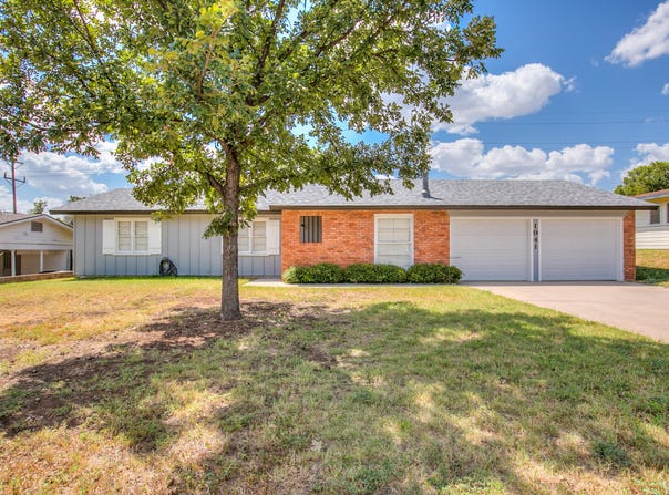 1941 St Marys, San Angelo, TX 76904