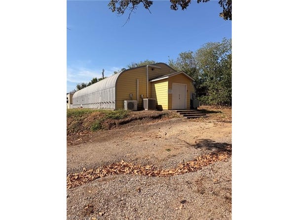 640 Main ST, Arkoma, OK 74901