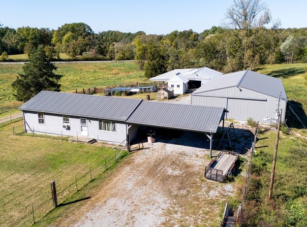 104 E Boundary Road, Creal Springs, IL 62922