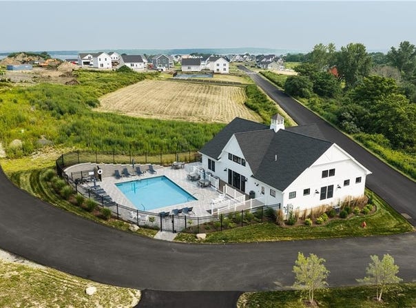 77 Revolution Way, Middletown, RI 02871