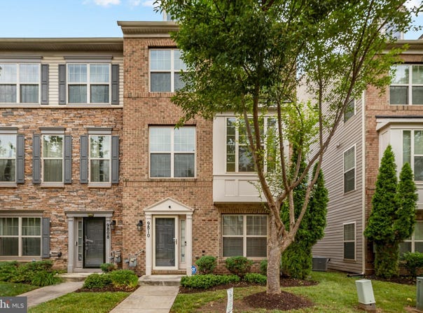 9810 SMITHVIEW Place, LANHAM, MD 20706