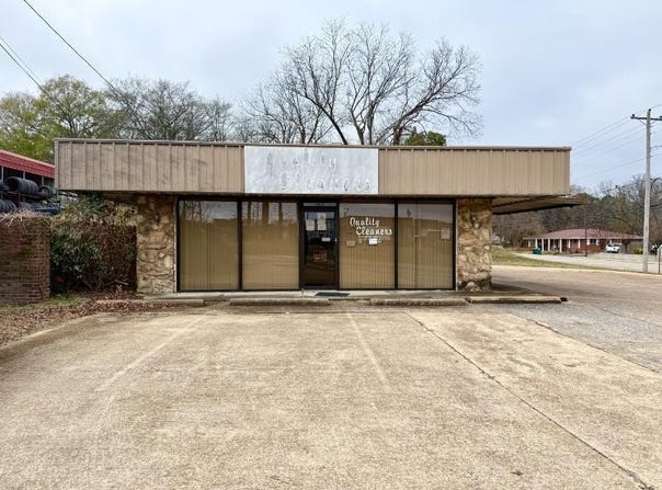 103 South 4th St., Baldwyn, MS 38824