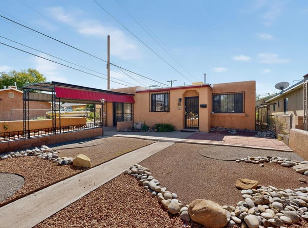 406 Smith Avenue SE, Albuquerque, NM 87102