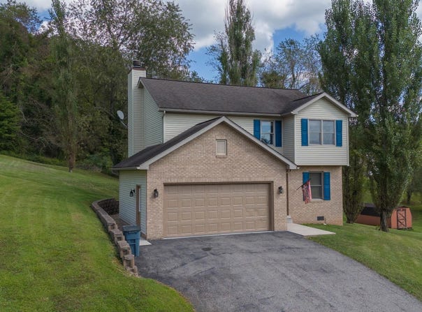 168 Tygart Drive, Philippi, WV 26416
