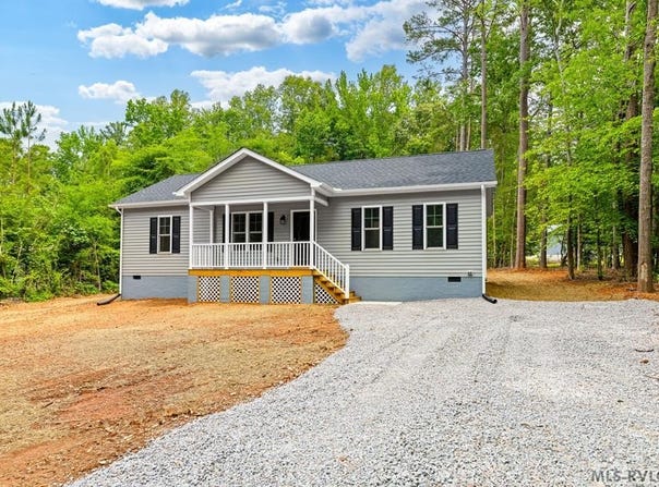 208 Chestnut Dr., Bracey, VA 23919