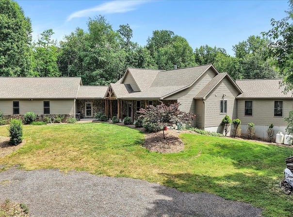 110 FOX ROAD, PALMYRA, PA 17078