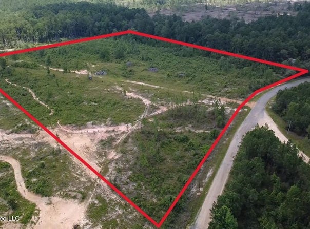196 S County Line Road, Lumberton, MS 39455