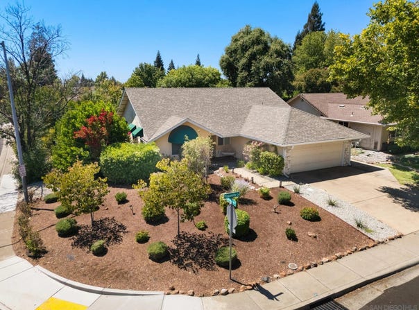 898 Yosemite, Chico, CA 95928