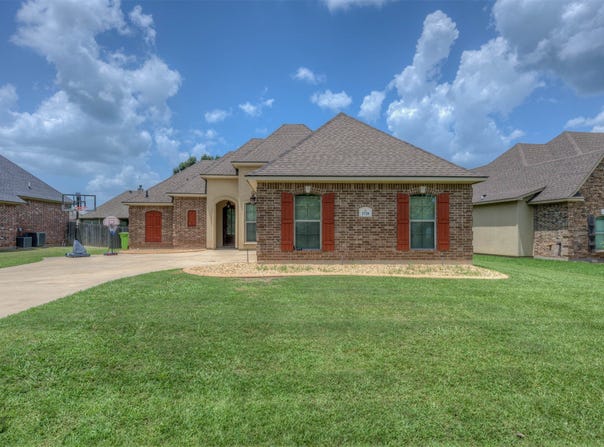 2728 Caplis Sligo Plantation Drive, Bossier City, LA 71112