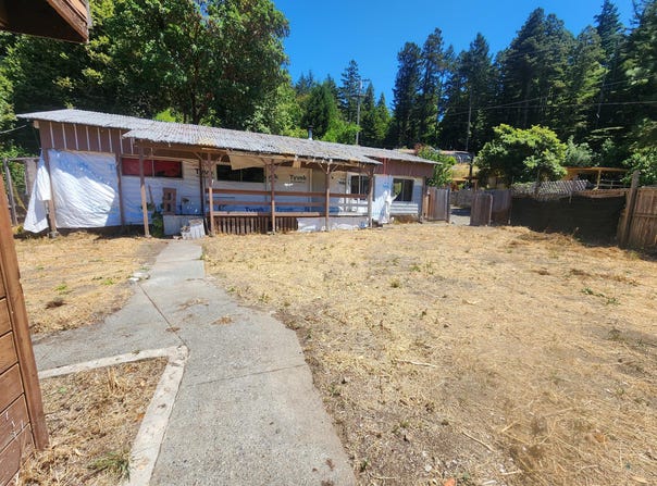 69 Spring Street, Weott, CA 95571
