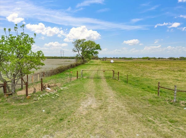 Fm-1655, Chico, TX 76431