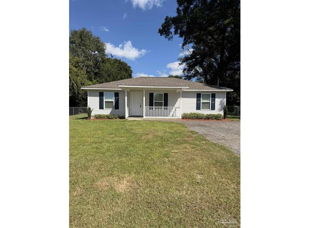 4108 Lawrence Ave, Pace, FL 32571