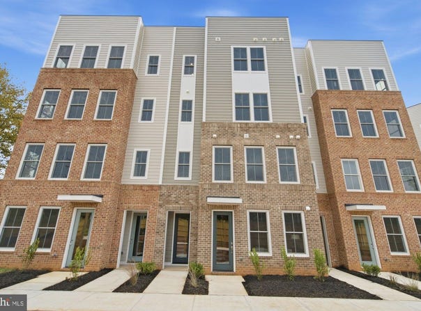 10528 WHITE GRANITE Drive, OAKTON, VA 22124
