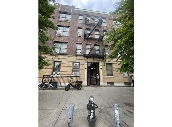341 86th Street, Brooklyn, NY 11209