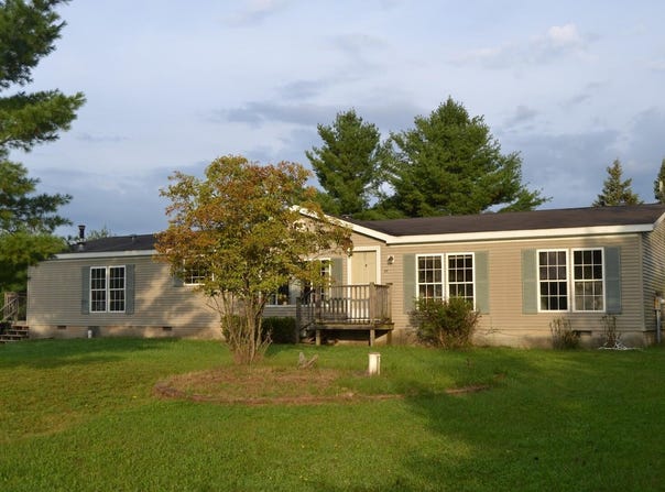 1617 Aberdeen Drive, Gladwin, MI 48624