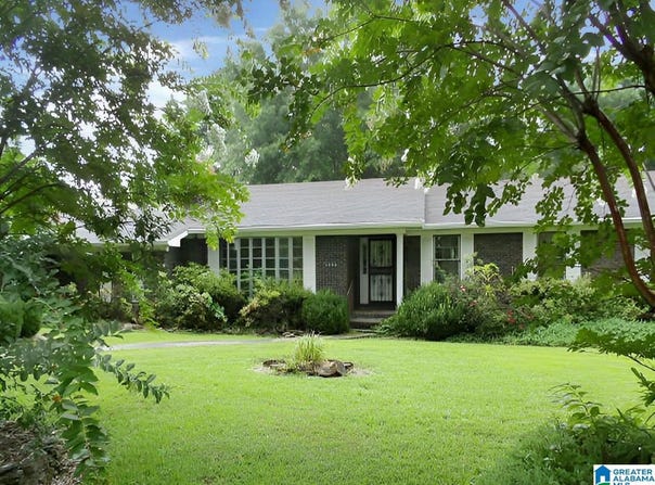 5000 PINE DRIVE, BESSEMER, AL 35023