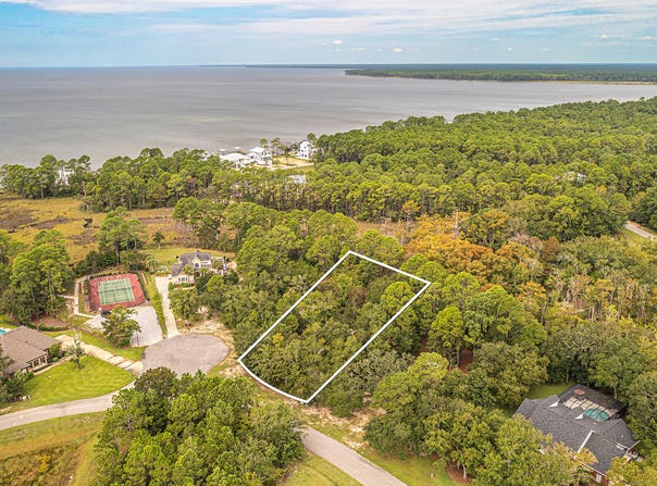 Harbour Trace lot: 77, Freeport, FL 32439