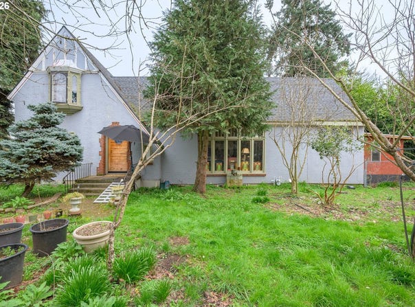 325 RIVER Rd, Eugene, OR 97404