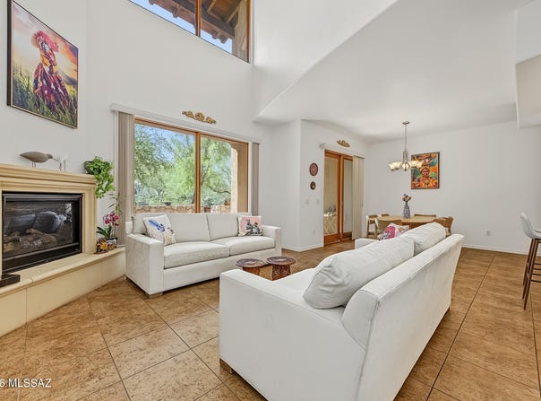 1784 E Via Colomba Bianca, Tucson, AZ 85737