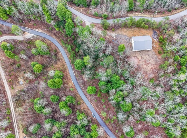 R Shell Circle, London, KY 40741