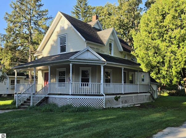 120 Moyer Avenue, Alma, MI 48801