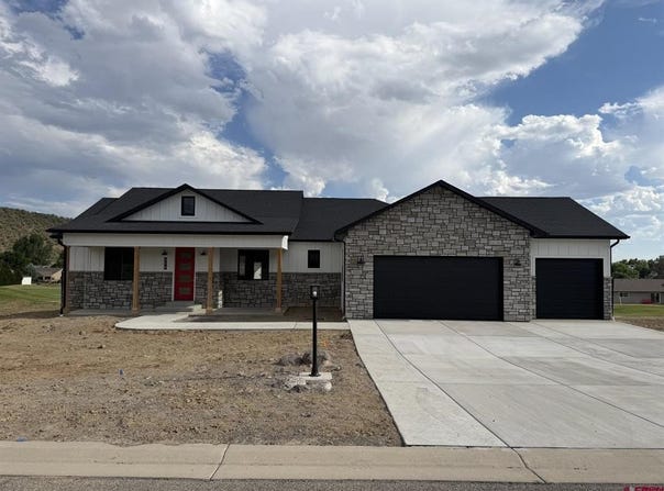 950 SE Fairway, Cedaredge, CO 81413